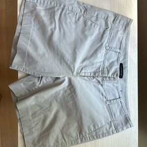 Ann Taylor size 2 light grey shorts